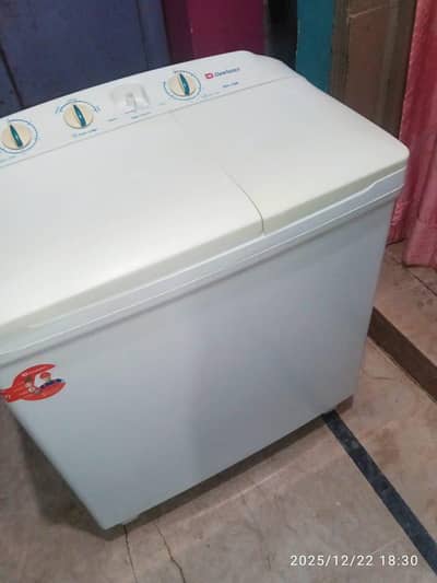 Dawlance washing machine twin tub model number DW 5200