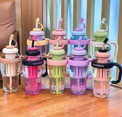 Ice cream bottle shaker