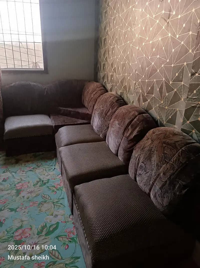 Sofa set 0