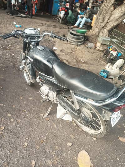 Yamaha 100  03171039603