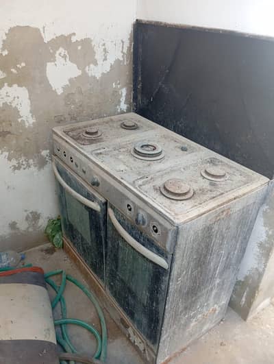 5 stove with oven normal condition