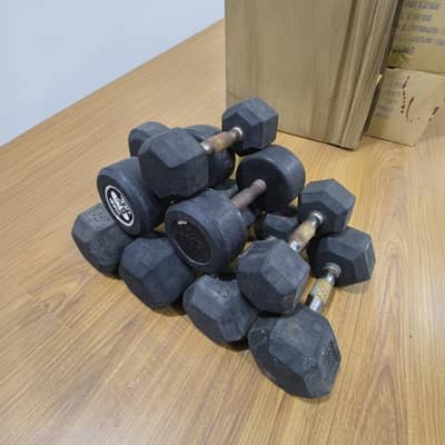 Dumbells, pair of 4, 6, 8 and 10.