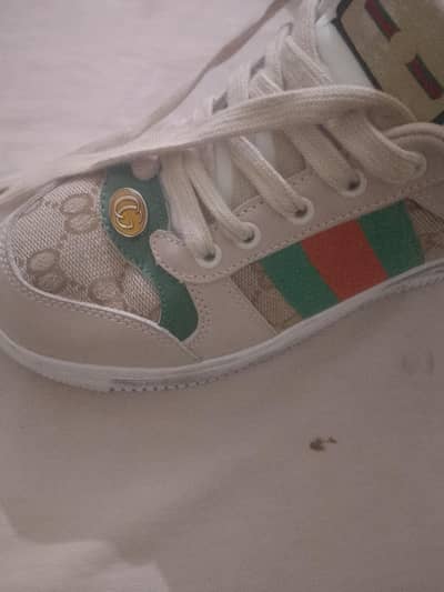 condition 10/9 , 1 time use , size. 8