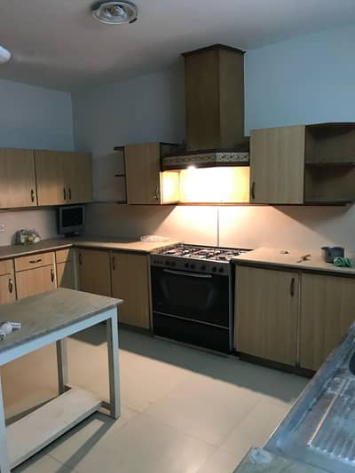 1 KANLA 5 BEDROOM HOUSE AVAILABLE FOR RENT