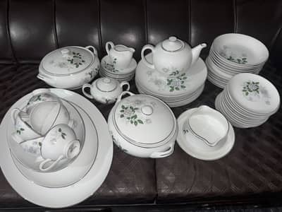 Dinner & Tea Set – Made in Japan, Eagle Yamakoshi – 51 Pieces