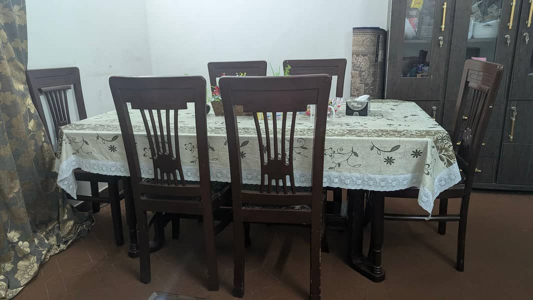 dinning table 0