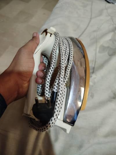 National Iron Used 8/10 Condition