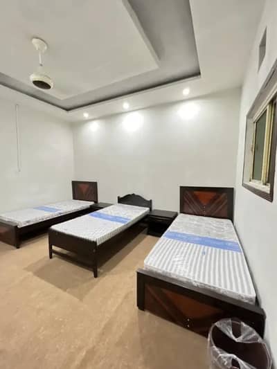 Gulberg Green Boys Hostel