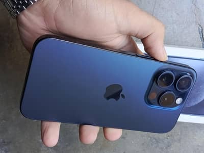 IPHONE 15 PRO BLUE TITANIUM 10/10 CONDITION