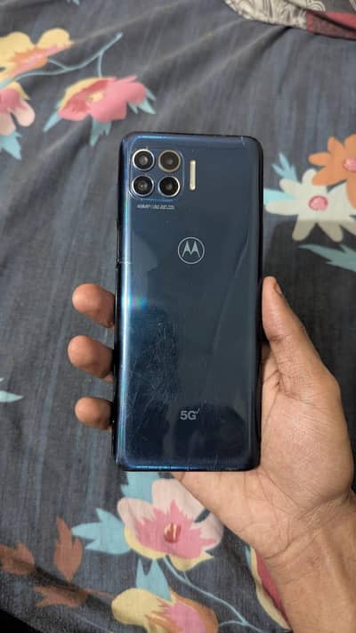 Motorola one5g