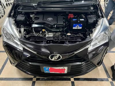 Toyota vitz up for urgent sale