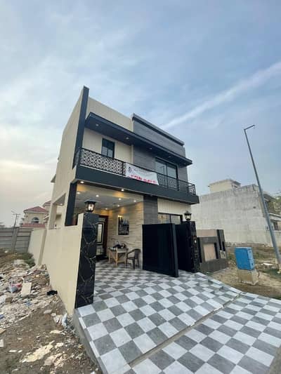 5 Marla Modern House For Sale In P Block