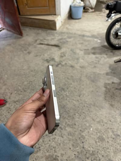iPhone 14 Pro PTA