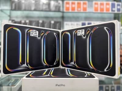 Apple Ipad Pro M5 13” Box pack Non Active Silver & Space Black