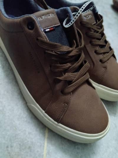 tommy hilfiger shoes