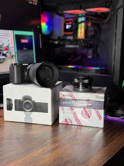 Sonyzv e10.   Simga 30mm 1.4 dc dn.