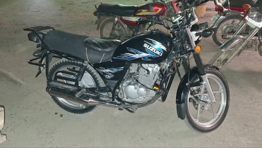 Suzuki || Gs 150 SE || Special Edition || Model 2022**_