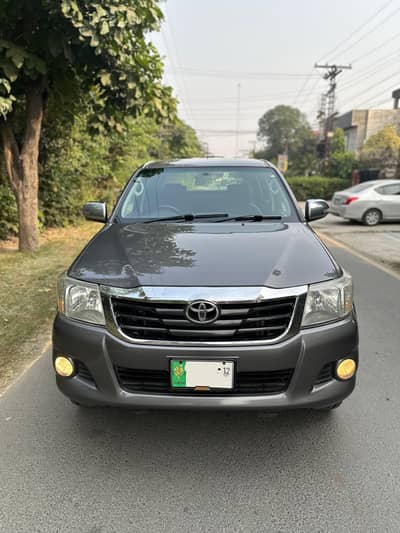 Hilux Vigo Champ 2012