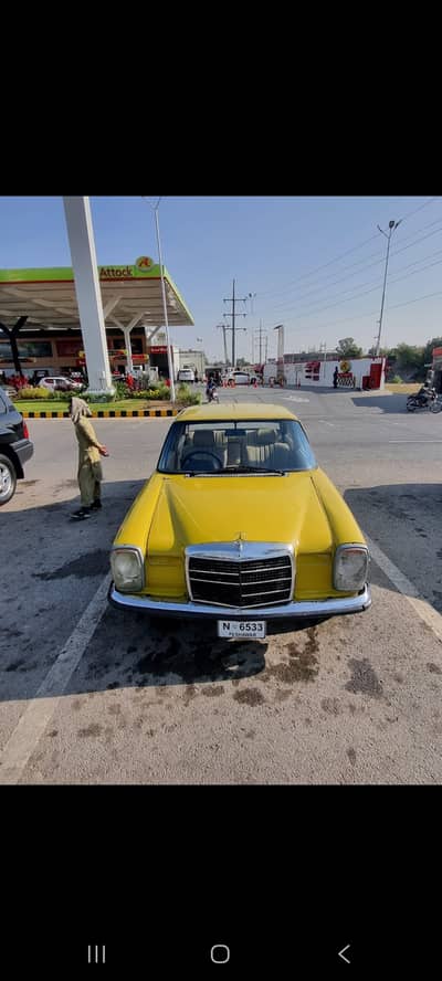 1972 Mercedes  w115 quarter glass model