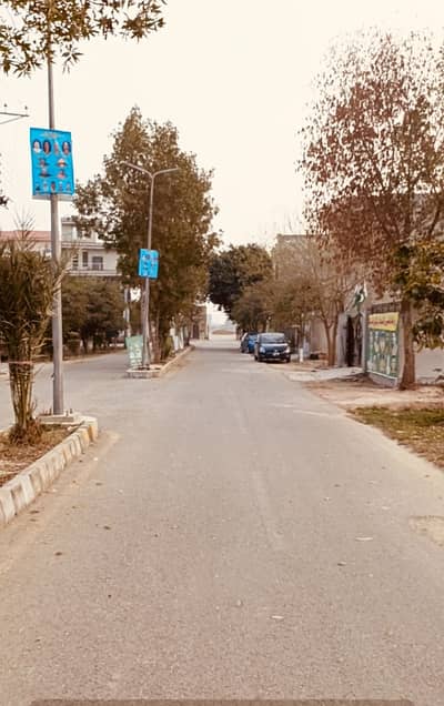 5 Marla Life Time Commercial Plot