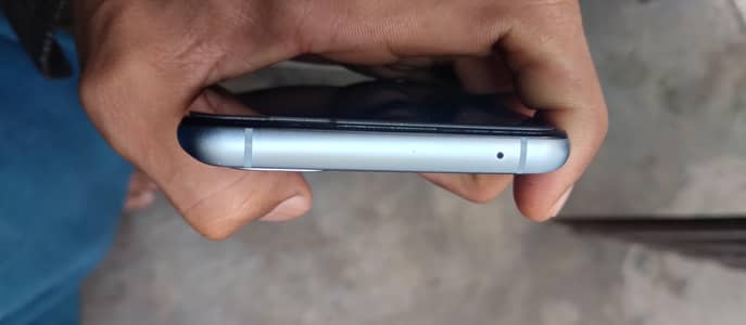 Oneplus 9r 10 by 10  12 GB 256 Gb