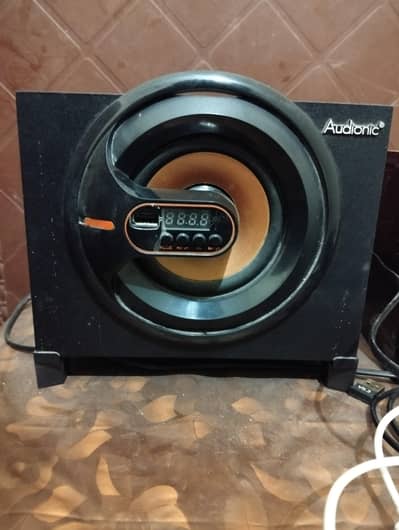 max BT 270 bass speakers
