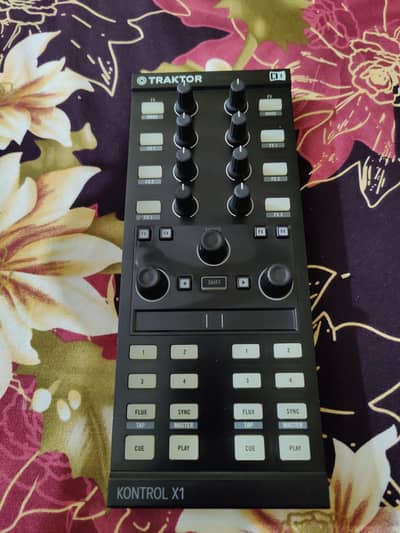 Traktor X1 Mk2