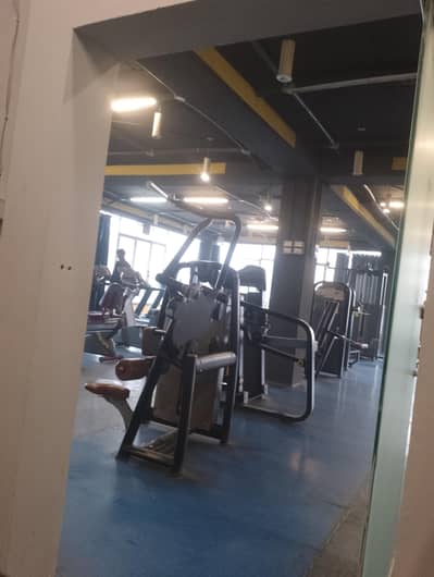 جم میں صفائی کے کام کے لیے ہمیں ایک لڑکے کی ضرورت ہے