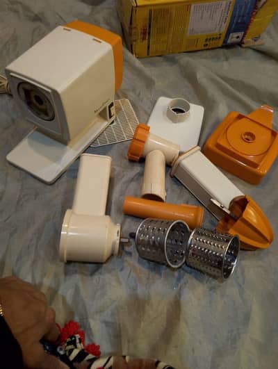 Branded meat mincer, and slicer ,crusher,juice extractor