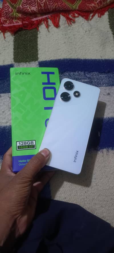 infinix hot 30 8/128 with box charger 10/9.5 condition