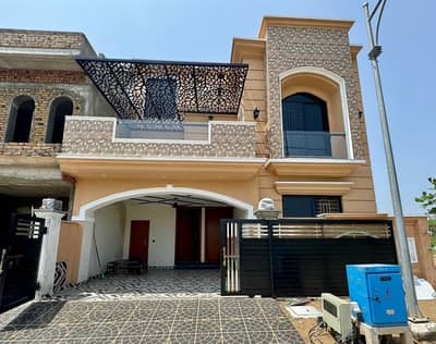 8 MARLA BRAND NEW HOUSE FOR SALE IN A BLOCK FAISAL TOWN BLOCK-1