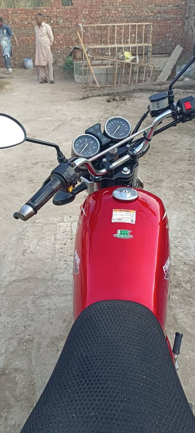 Suzuki 150 show room condition