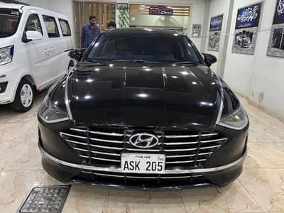 Sonata 2022 Black