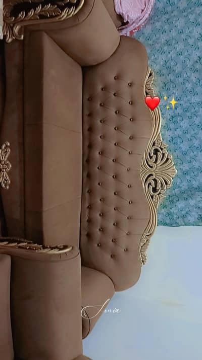 crown sofa set with full size table