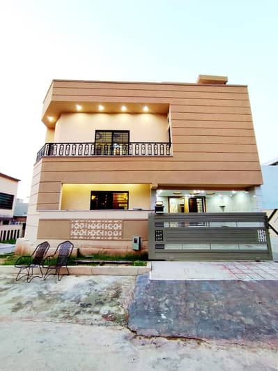 *7 Marla Elegant Brand New House Available For sale in prime location of Bahria town Ph 8*