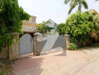 2 Kanal Commercial House for Rent in West Wood Housing Society Near Main Boulevard