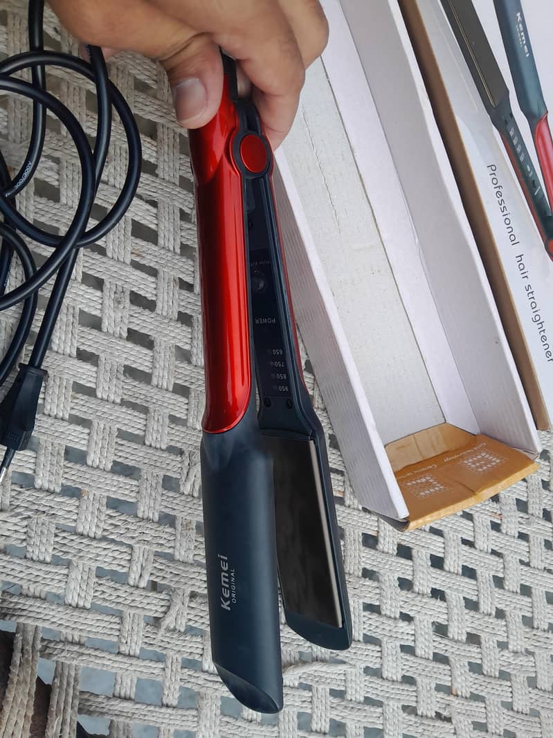 straightener 4