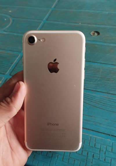 i phone 7 128 gp 10.10 condition