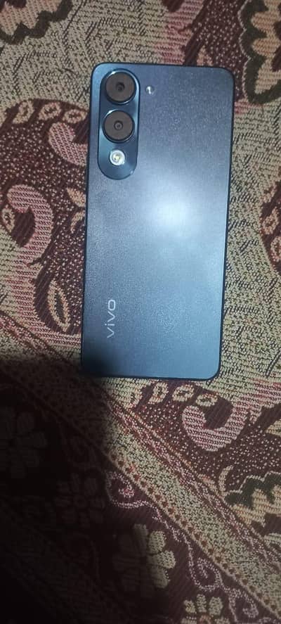 vivo y04 1month used
