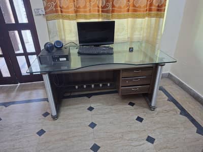 Executive  office table for sale