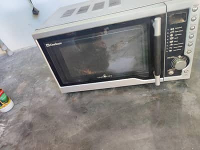 oven Dawlance just new
