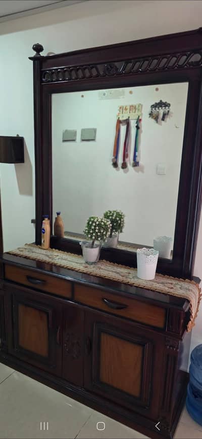 Wooden Dressing Table