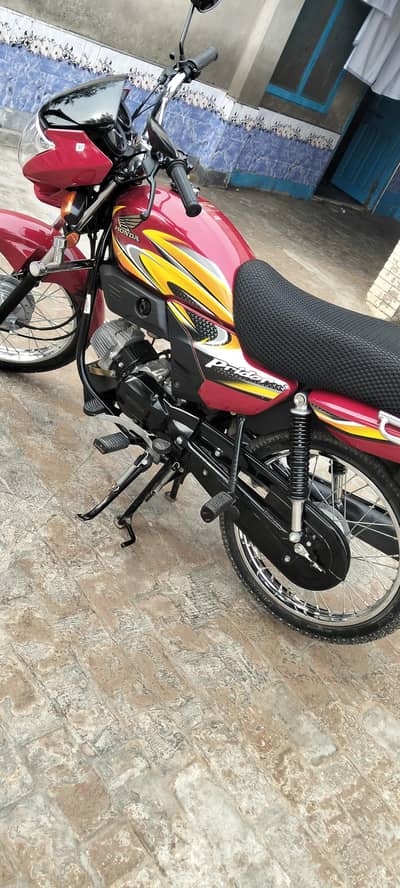 Honda 100 pridor 25 model (030272/98/084)