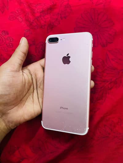 I phone 7 plus Excellent condition 10/10