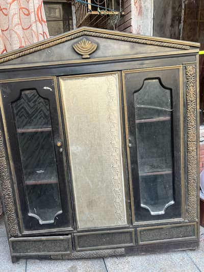 Showcase hight weighted and strong wood