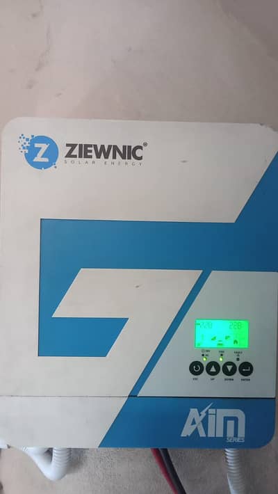 Ziewnic Aim Pro III 1.5kw solar inverter/ups pure sinewave