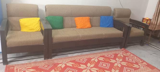 Used but is in good condition after polishing shine will become new