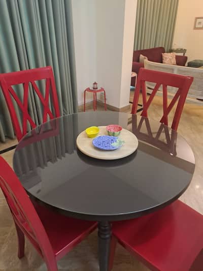 European Design Dining Table