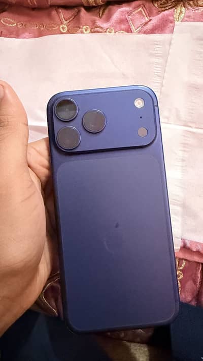 Iphone 17pro max 256 blue