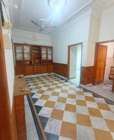 G-11 Size 30*60 Upper Portion For Rent